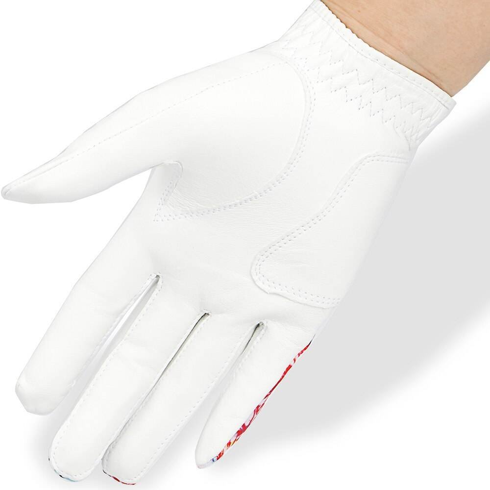 Genuine sheepskin golf gloves for left and right hand in soft breathable Cabretta leather with custom logo branding