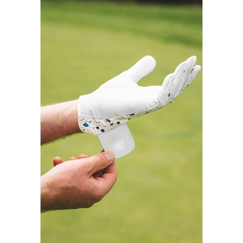 Wholesale Custom Golf Gloves – High Quality Sheepskin & Microfiber, Breathable Design with Adjustable Hook & Loop Wrist Strap for Men - Image 2